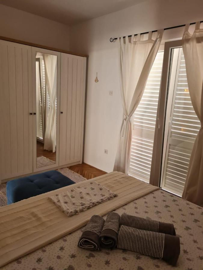 Apartman Martic Klek Ngoại thất bức ảnh